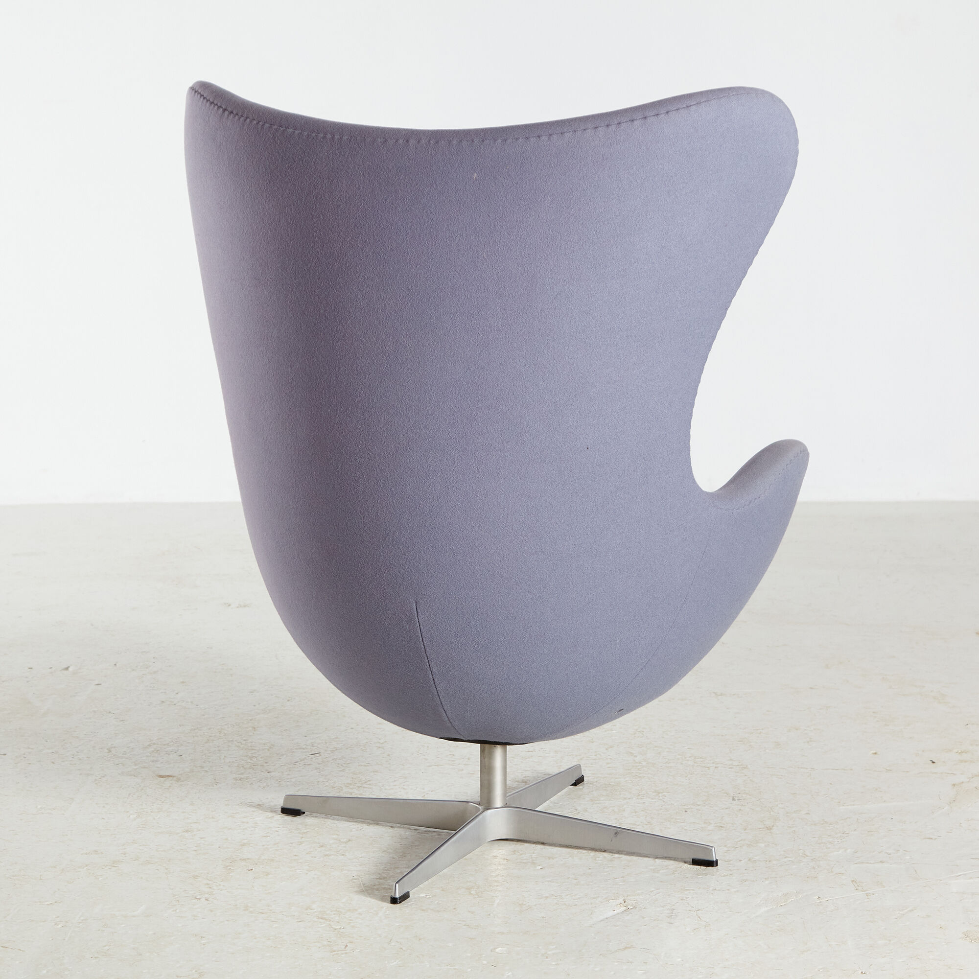 Egg chair by Arne Jacobsen for Fritz Hansen
