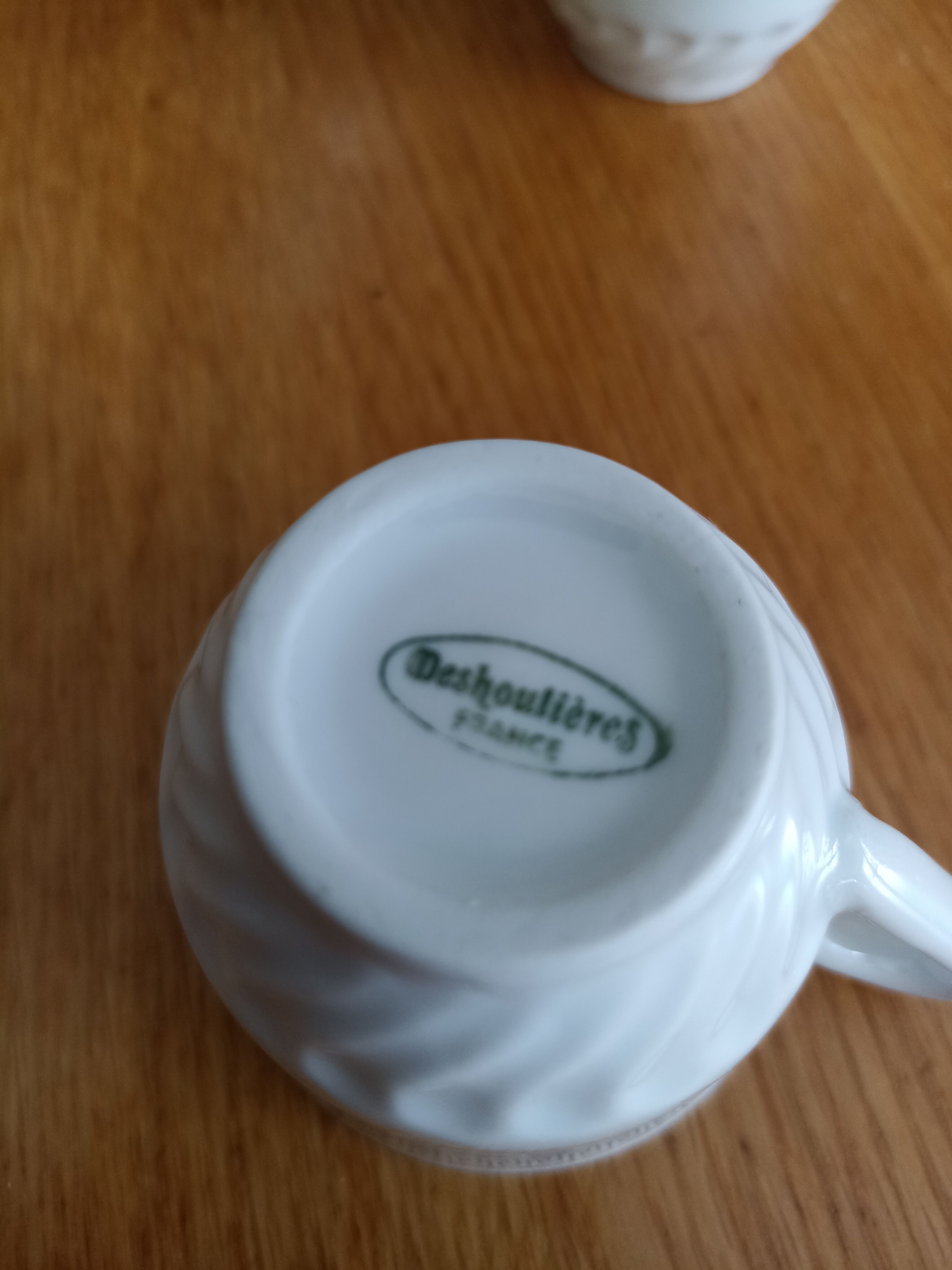 Set of 8 coffee shakes Phillipe Deshouilieres