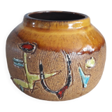 Vintage vase with very original decor
