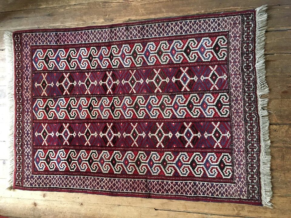 Vintage Persian rug - 132x85cm