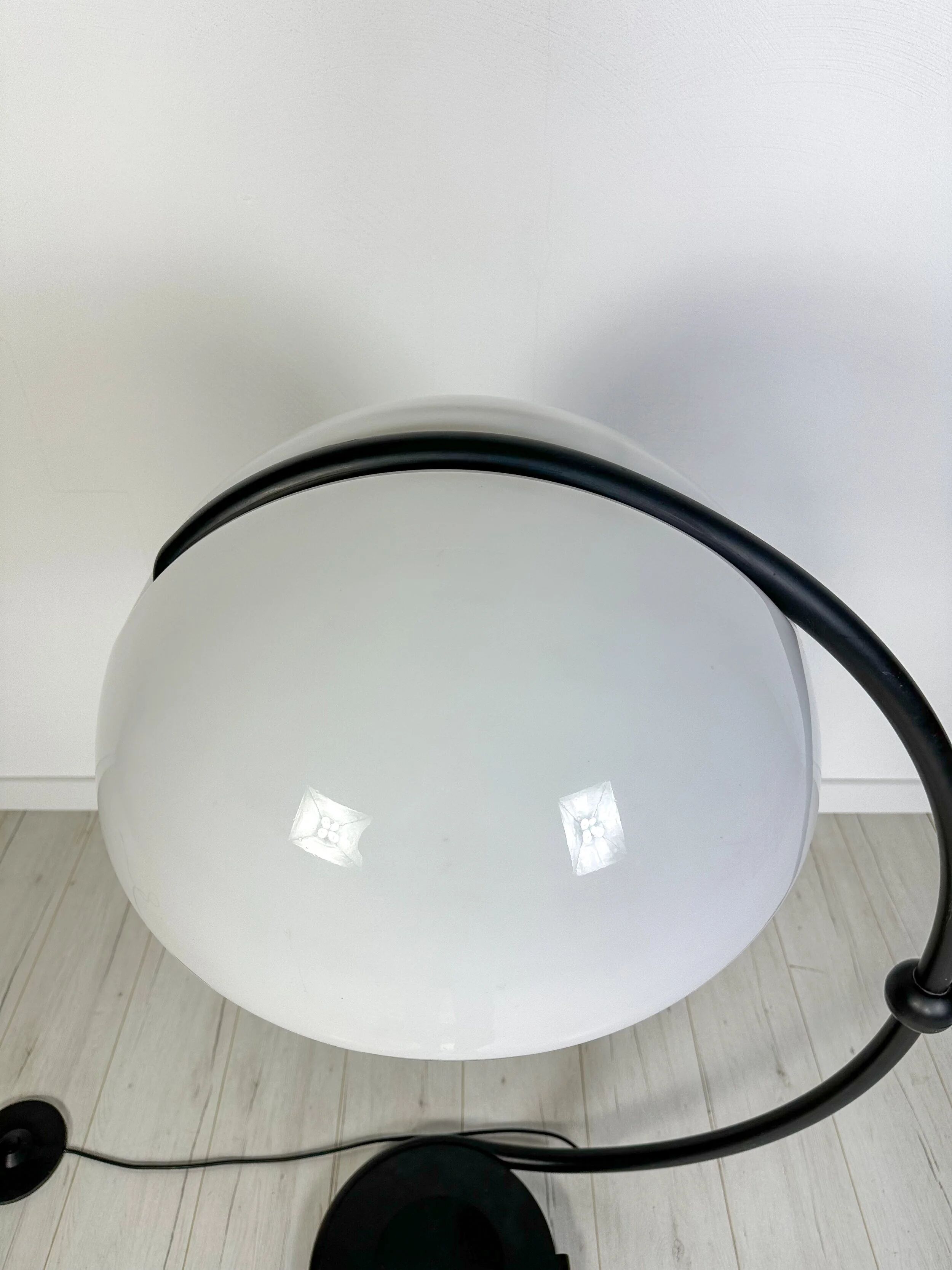 60s vintage black Serpente floor lamp by Elio Martinelli for Martinelli Luce