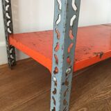 Console / industrial shelf