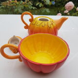 Pumpkin teapot