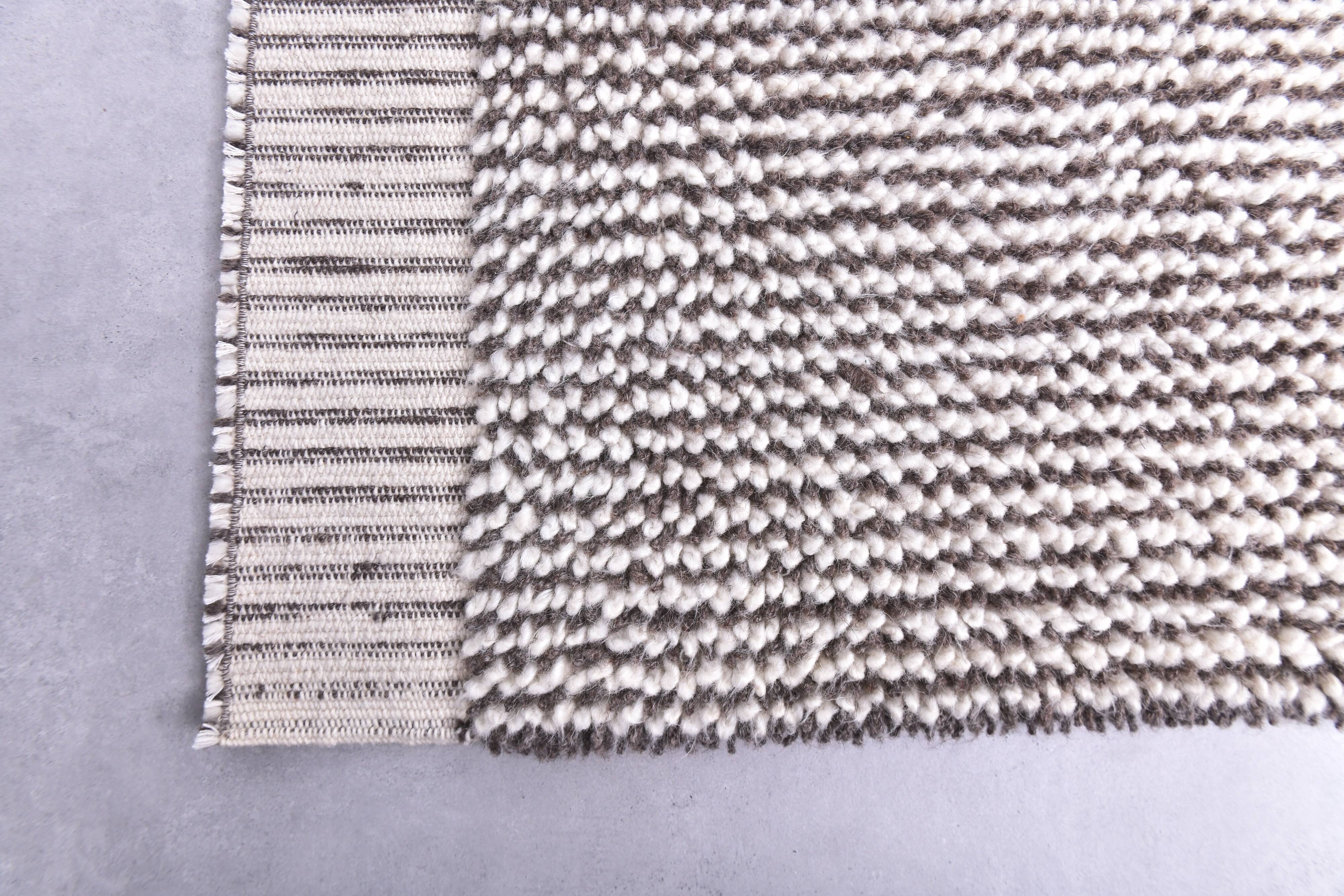 8x10 Handmade Wool Turkish Rug, 264x298Cm