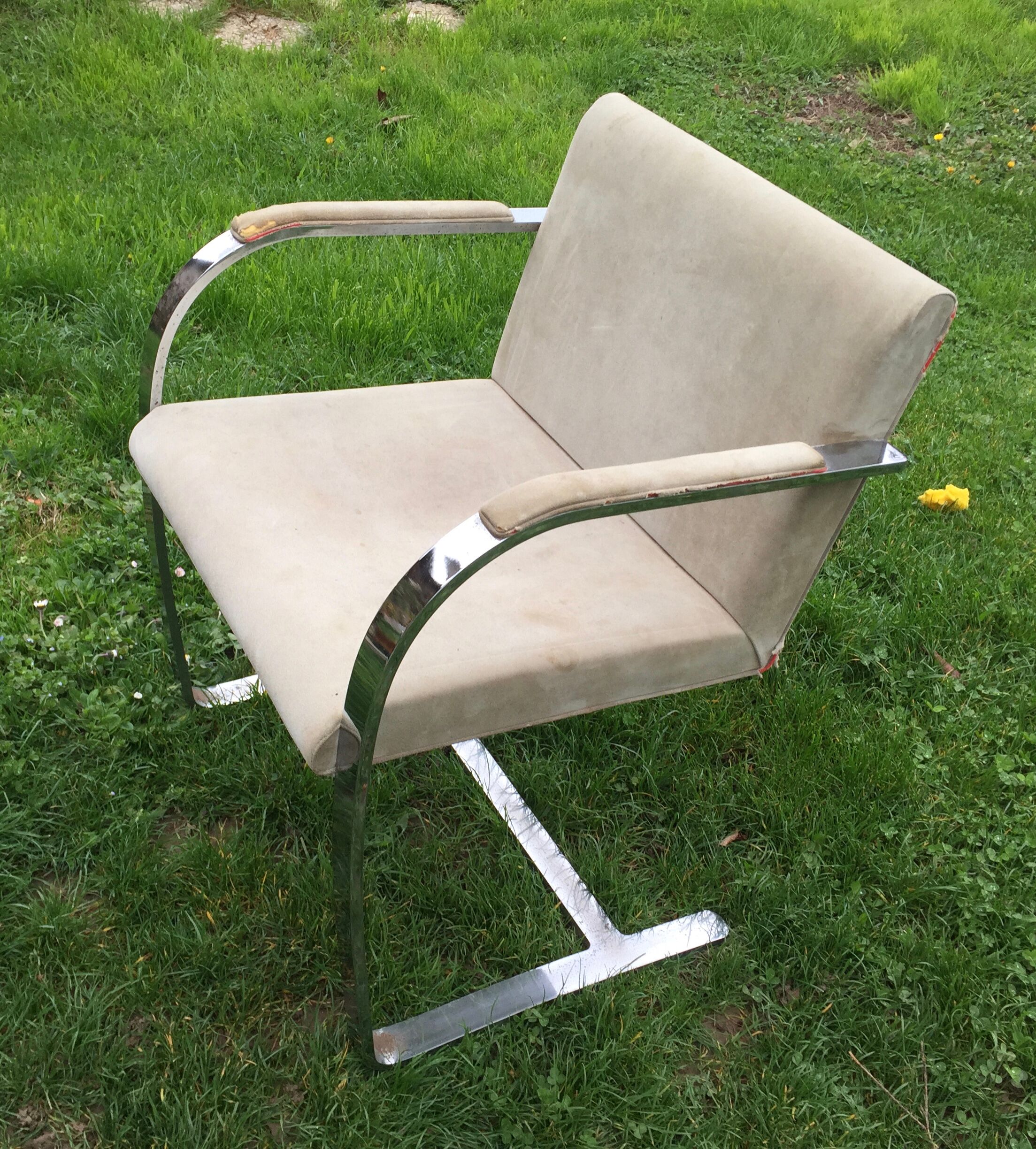 Paire de fauteuils Brno de Ludwig Mies van der Rohe