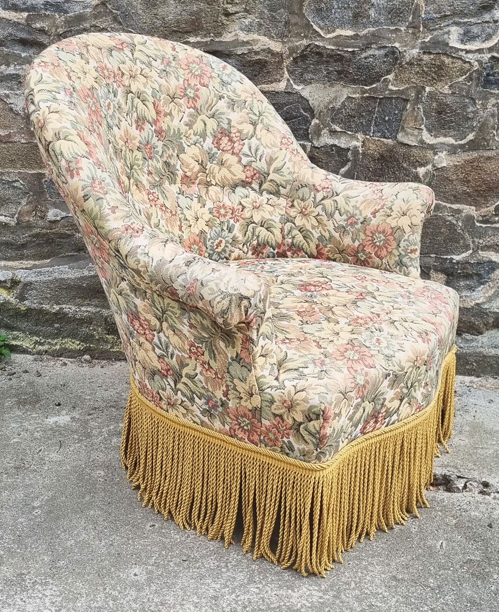 Toad armchair floral tapestry vintage 50s