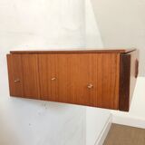 Wall console