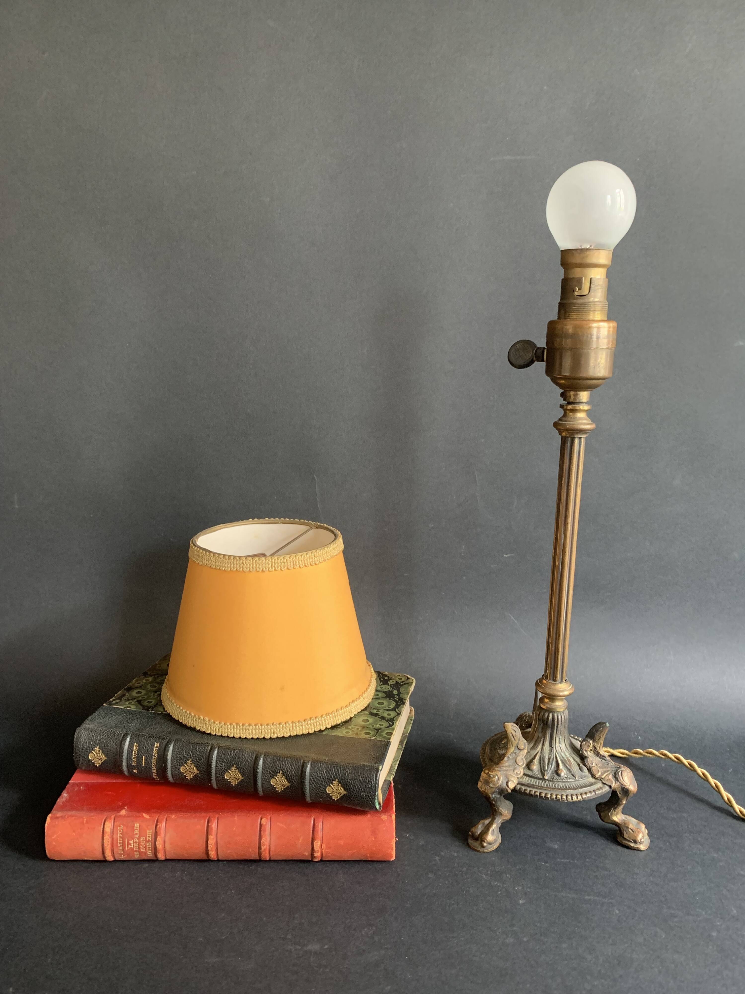 Napoleon III lion paw lamp, bronze tripod lamp