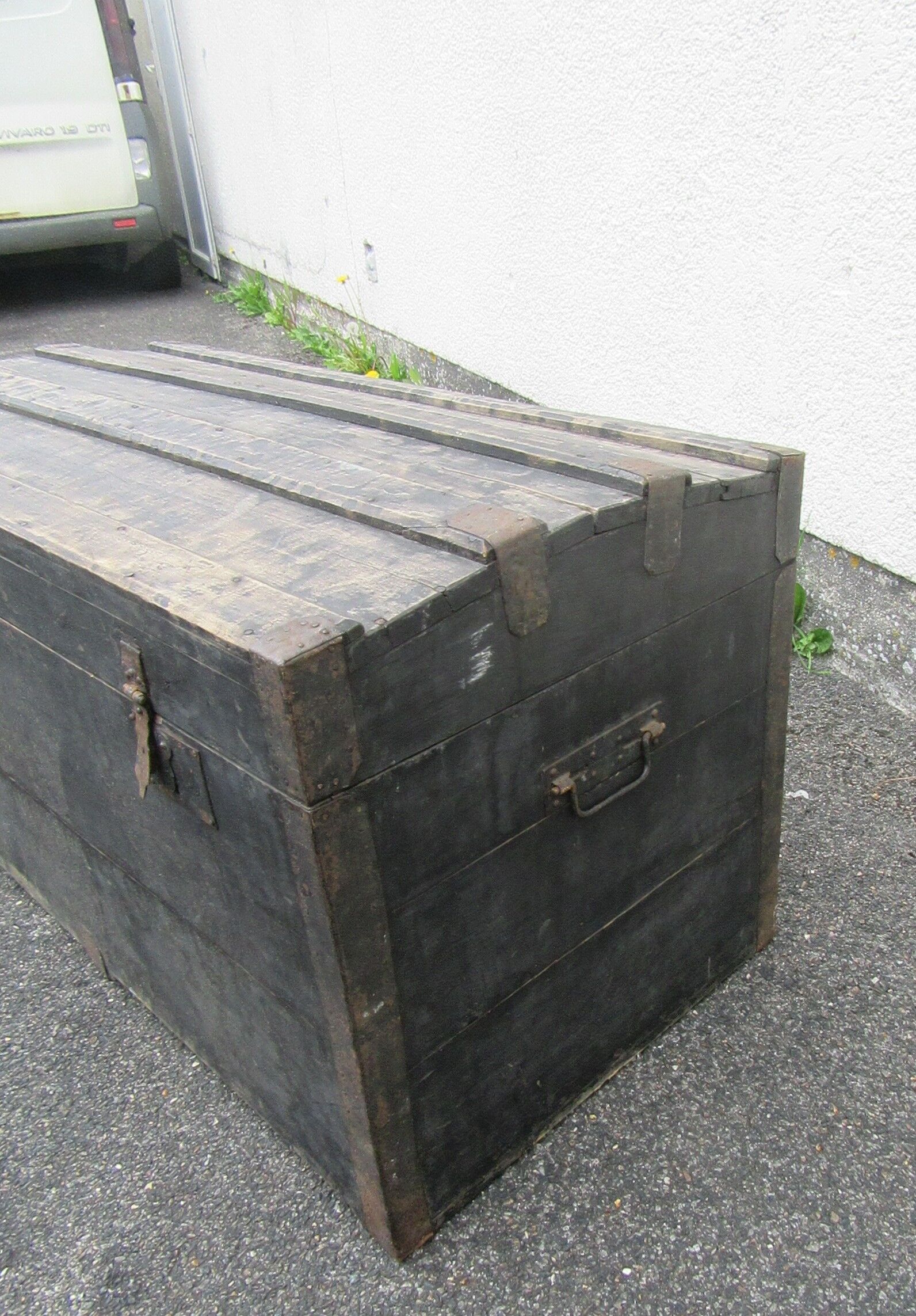 Wooden trunk