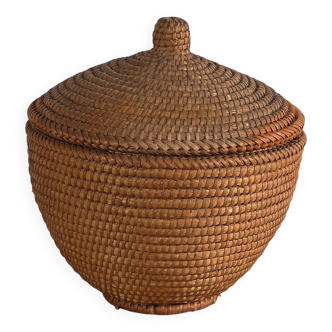 Antique woven rattan basket (c.1920)