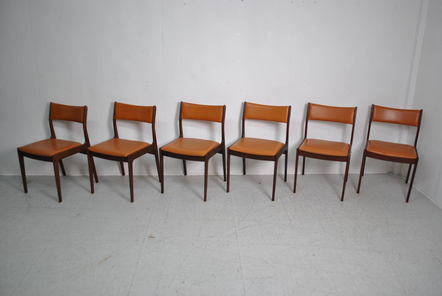 Set of 6 Johannes Andersen chairs from the 1960s