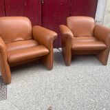 Pair of Italian designer leather armchairs