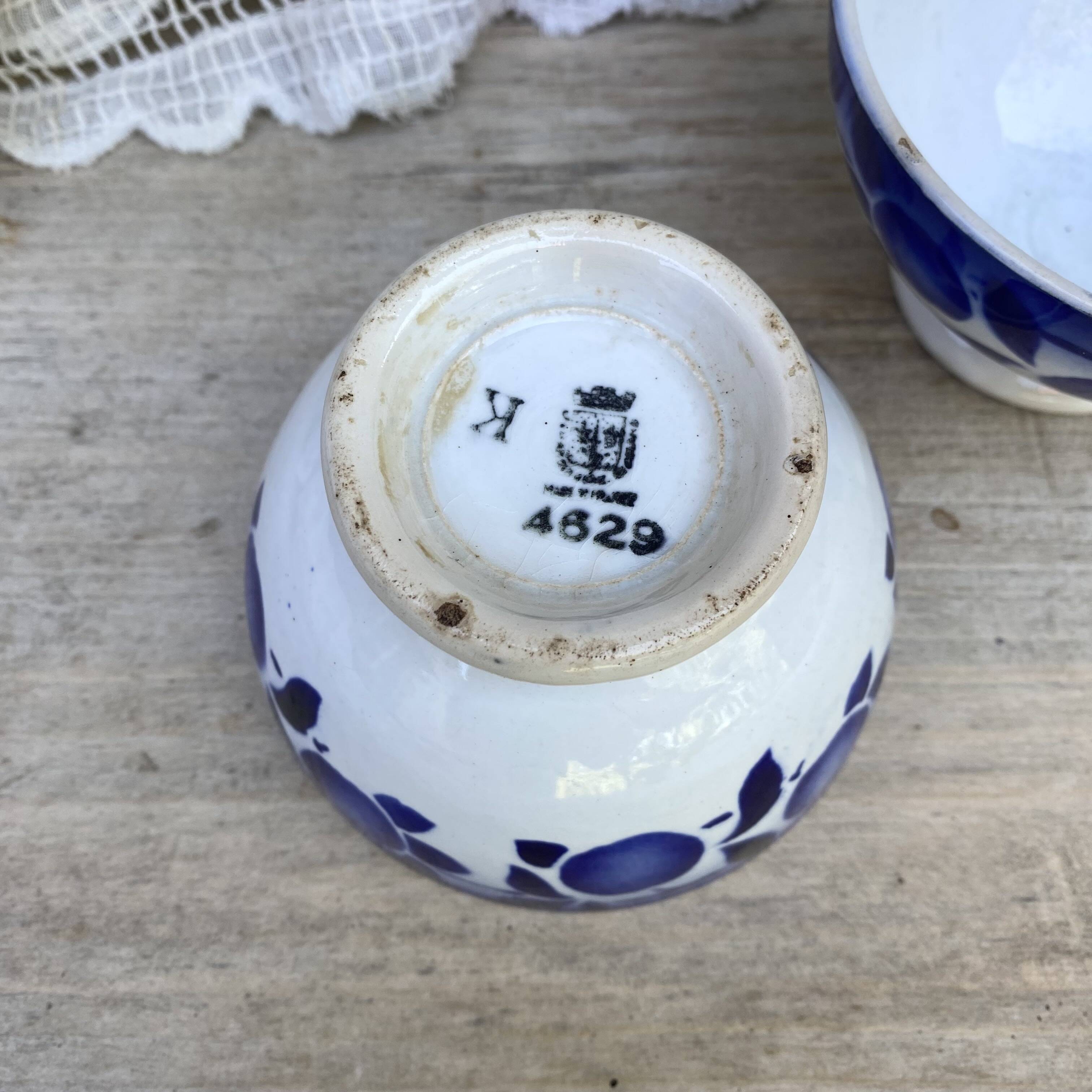 Petits bols anciens Badonviller décor bleu cobalt