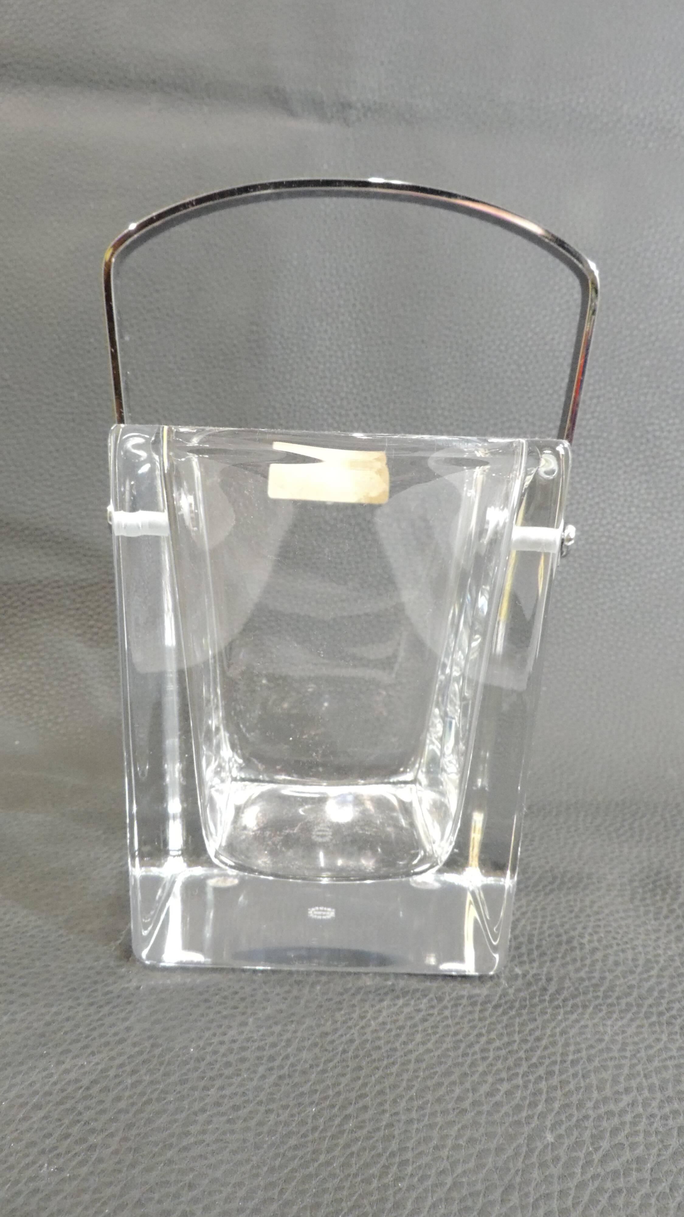Crystal ice bucket from Sèvres, signed, vintage French design, ice bucket.