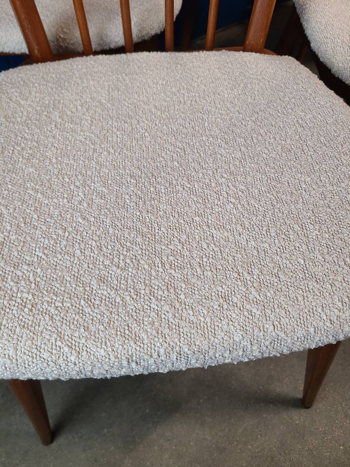 Chaises années 60 scandinave rénovées