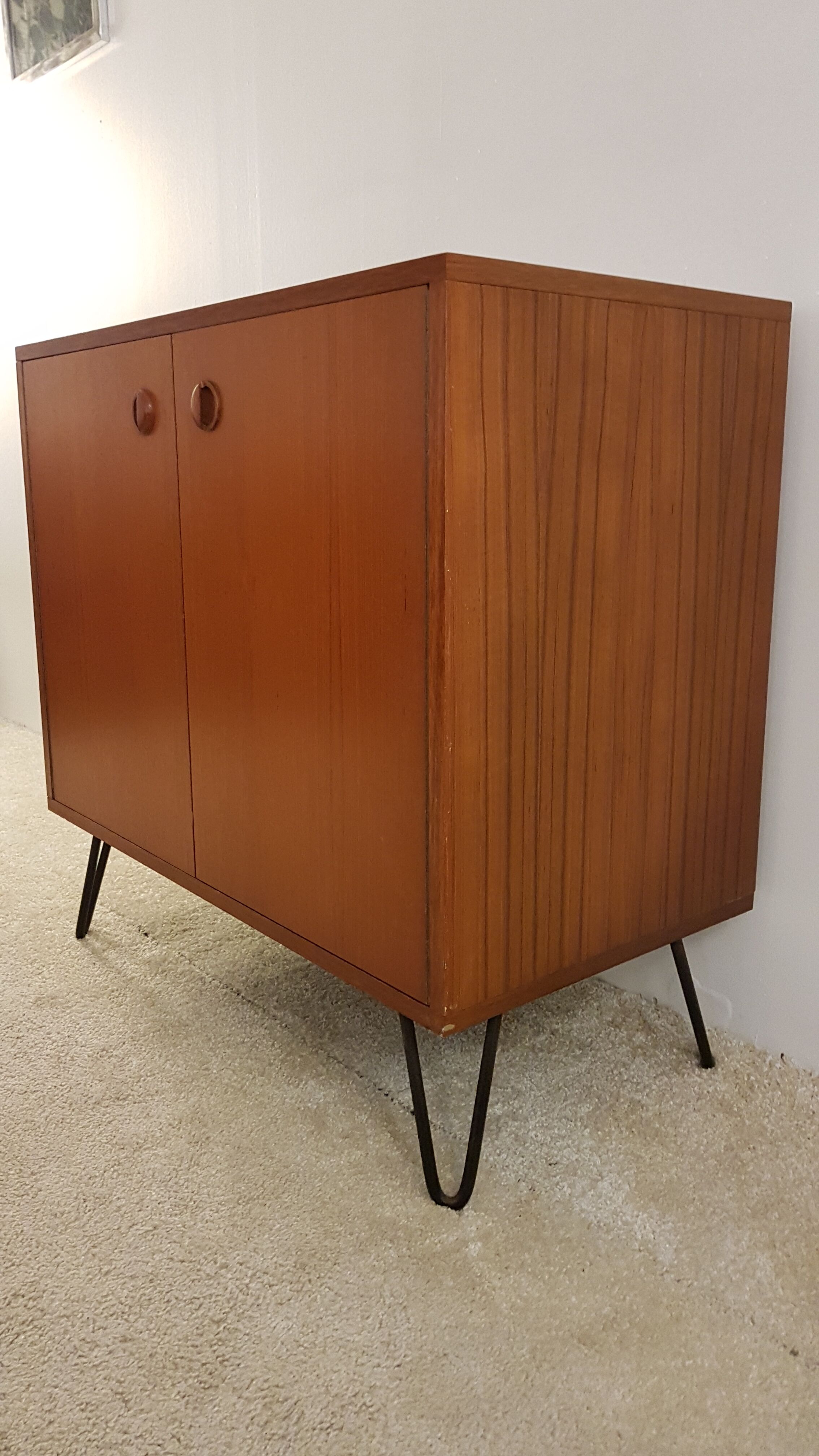 Scandinavian side board 60s
