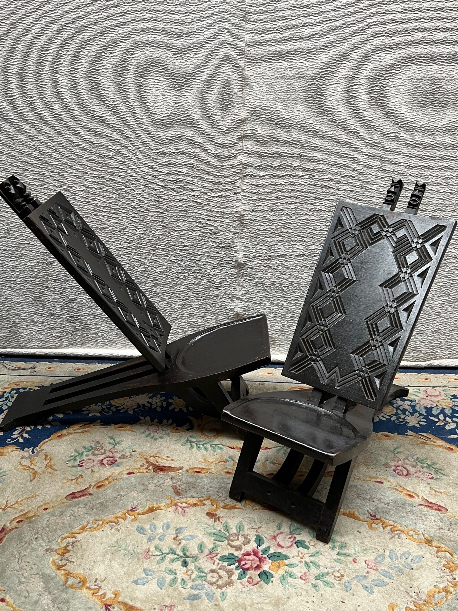 Lot - African chairs. Congo.