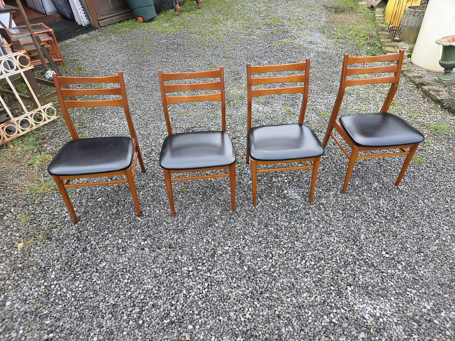 4 Scandinavian chairs from the 1960s