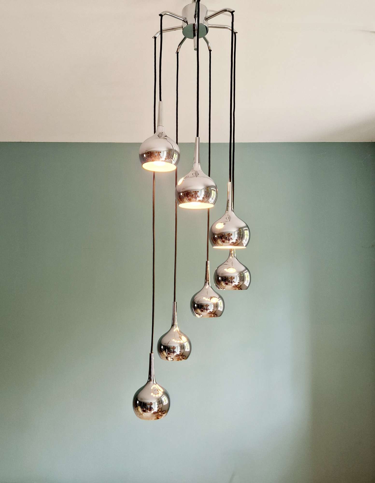 Large chrome metal cascade chandelier, design by Hans-Agne Jakobsson, 1960-70.