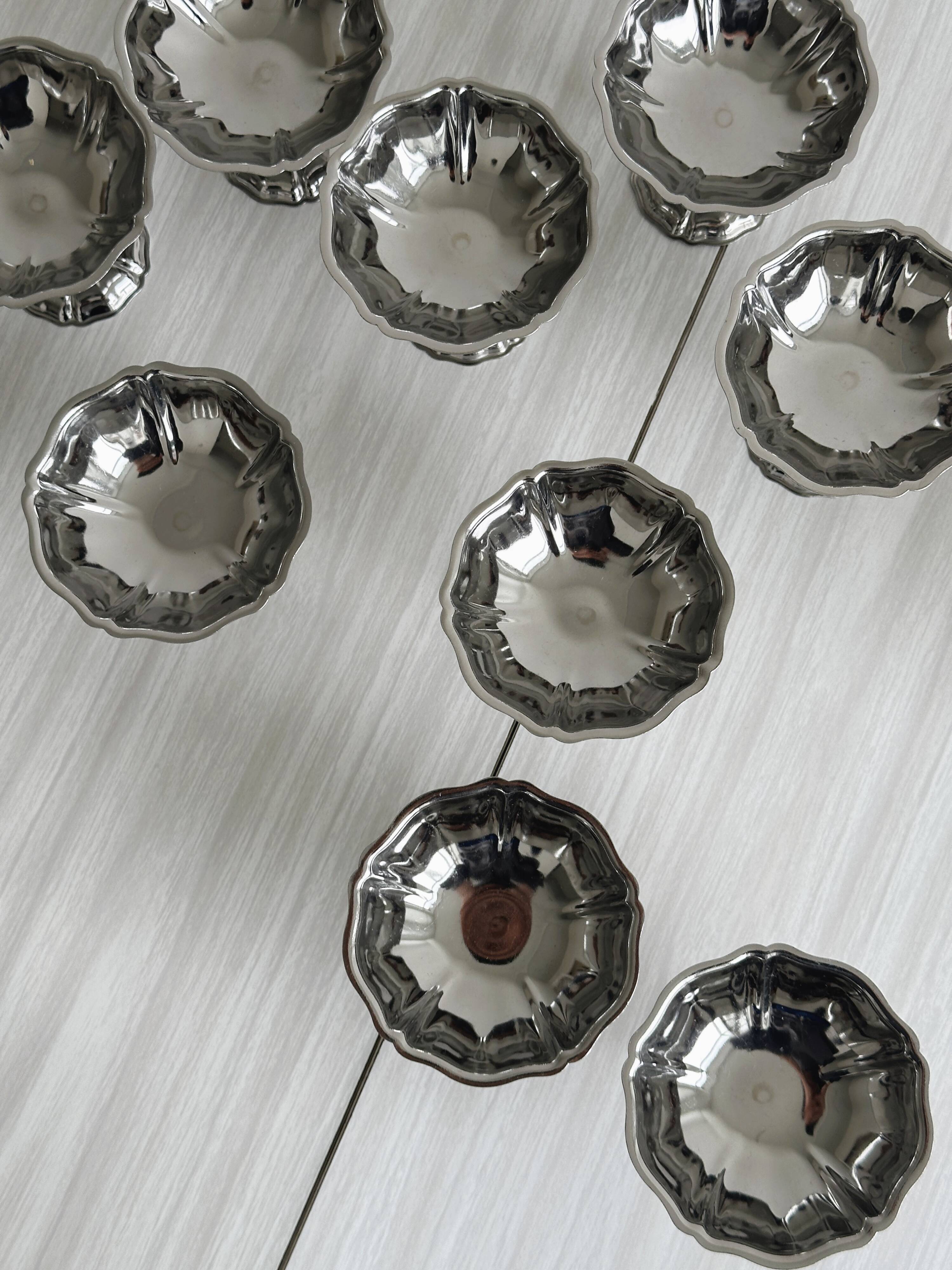 12 stainless steel footed bowls, Letang Remy style