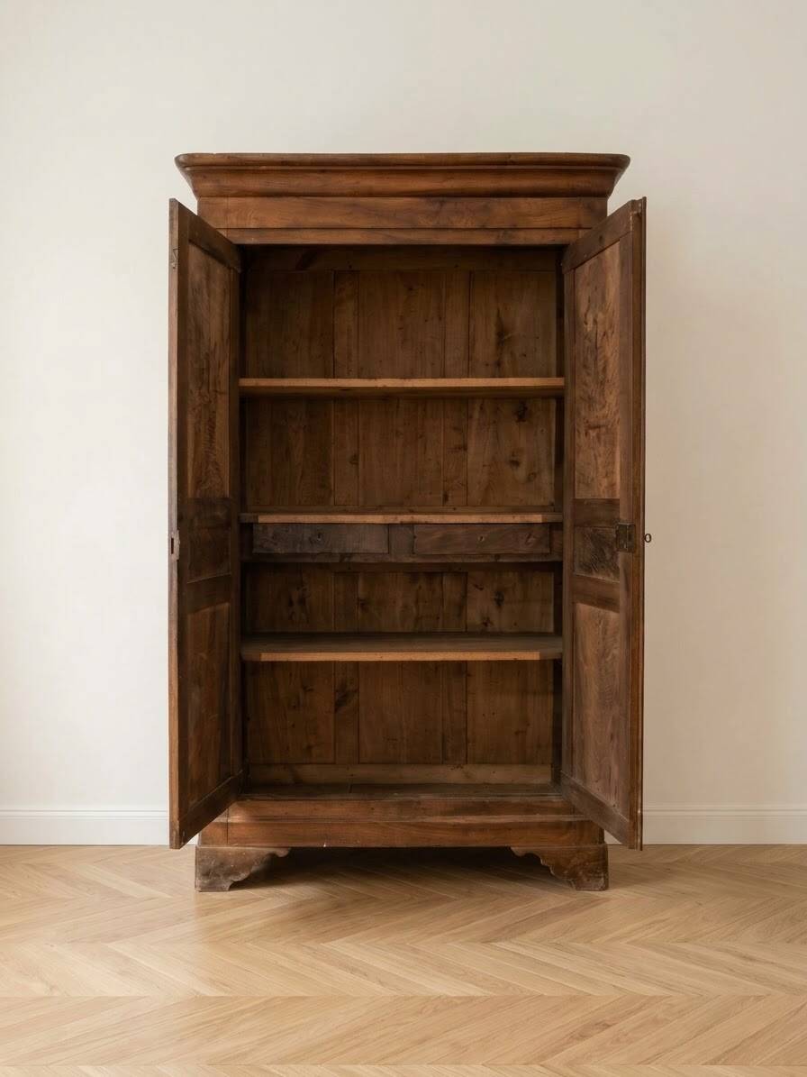 Antique Louis Philippe wardrobe in walnut