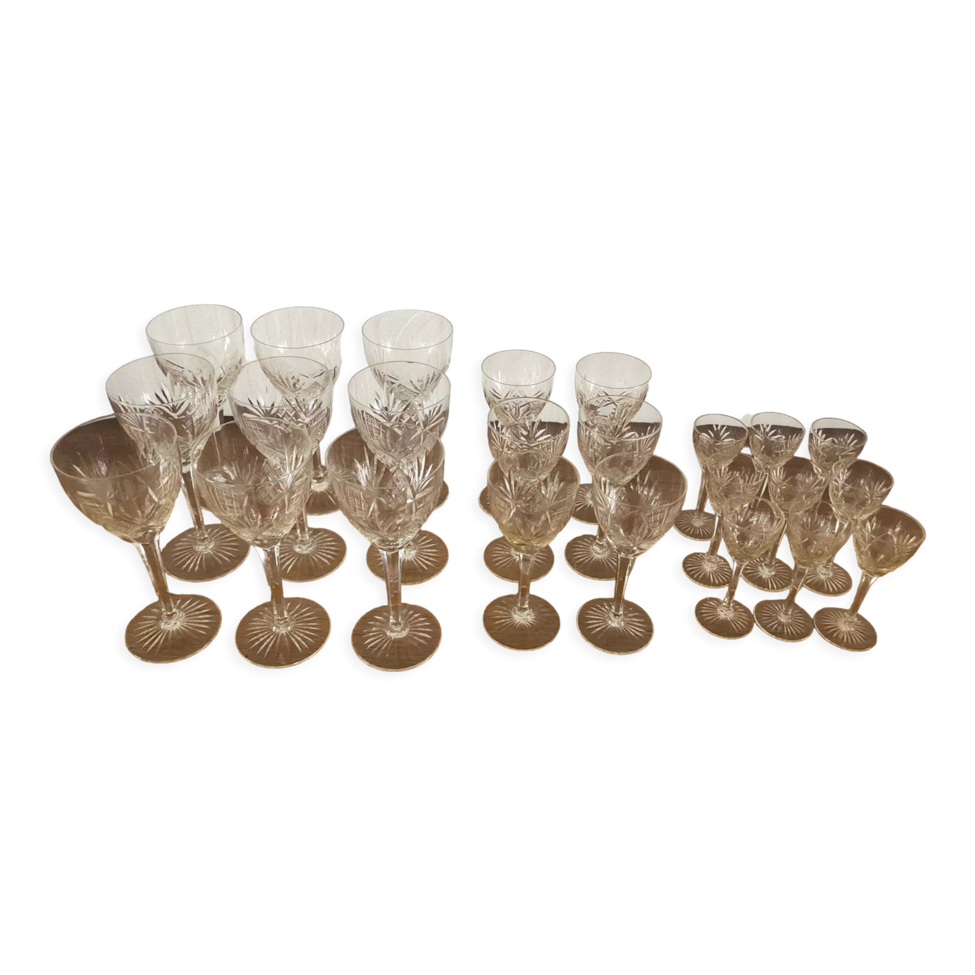 Chiseled crystal glass set