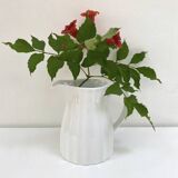 Pichet graphique / Vase en porcelaine