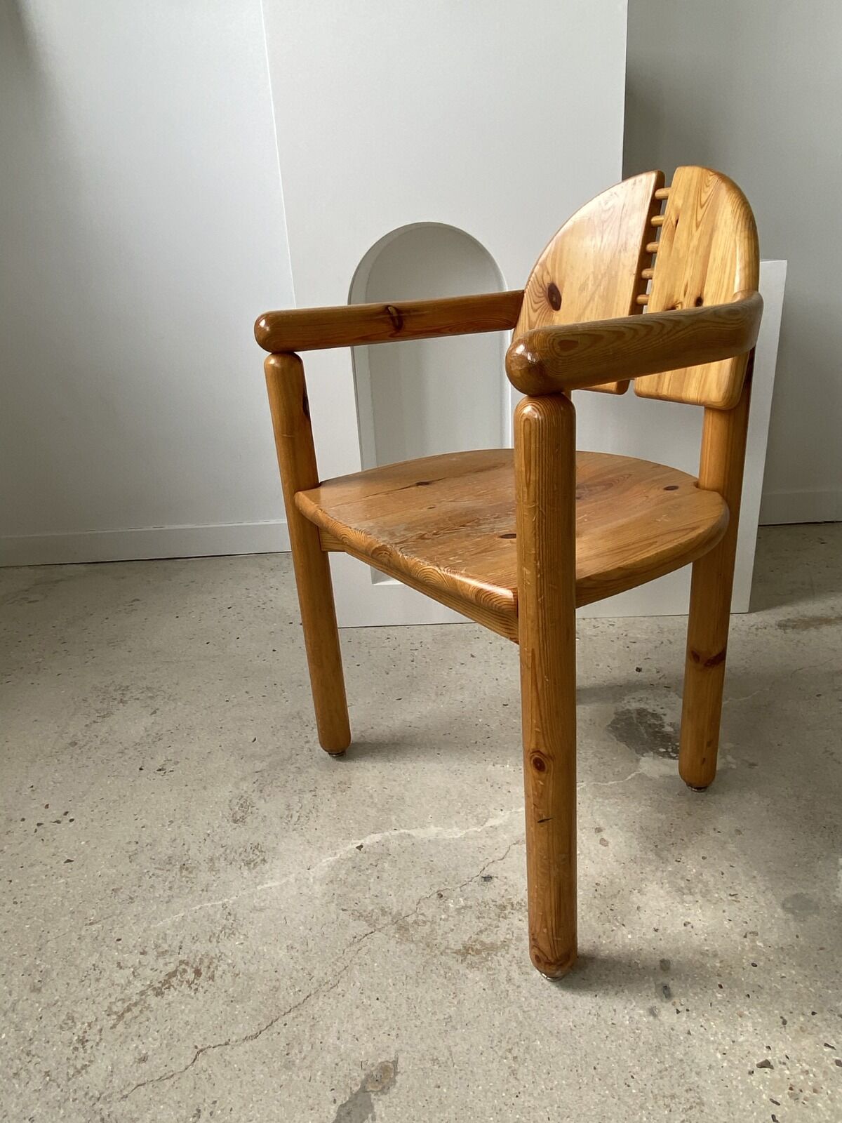 Pine armchair René Daumiller