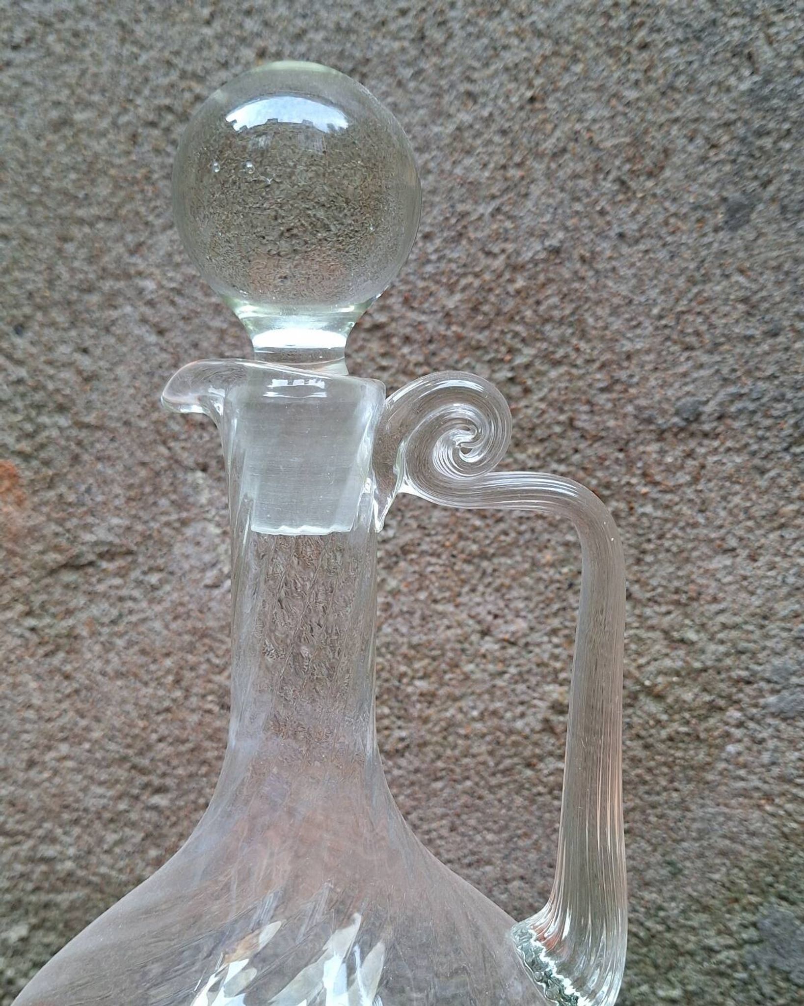 Crystal decanter