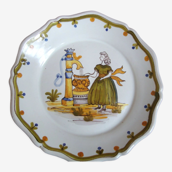 Earthenware plate from the east