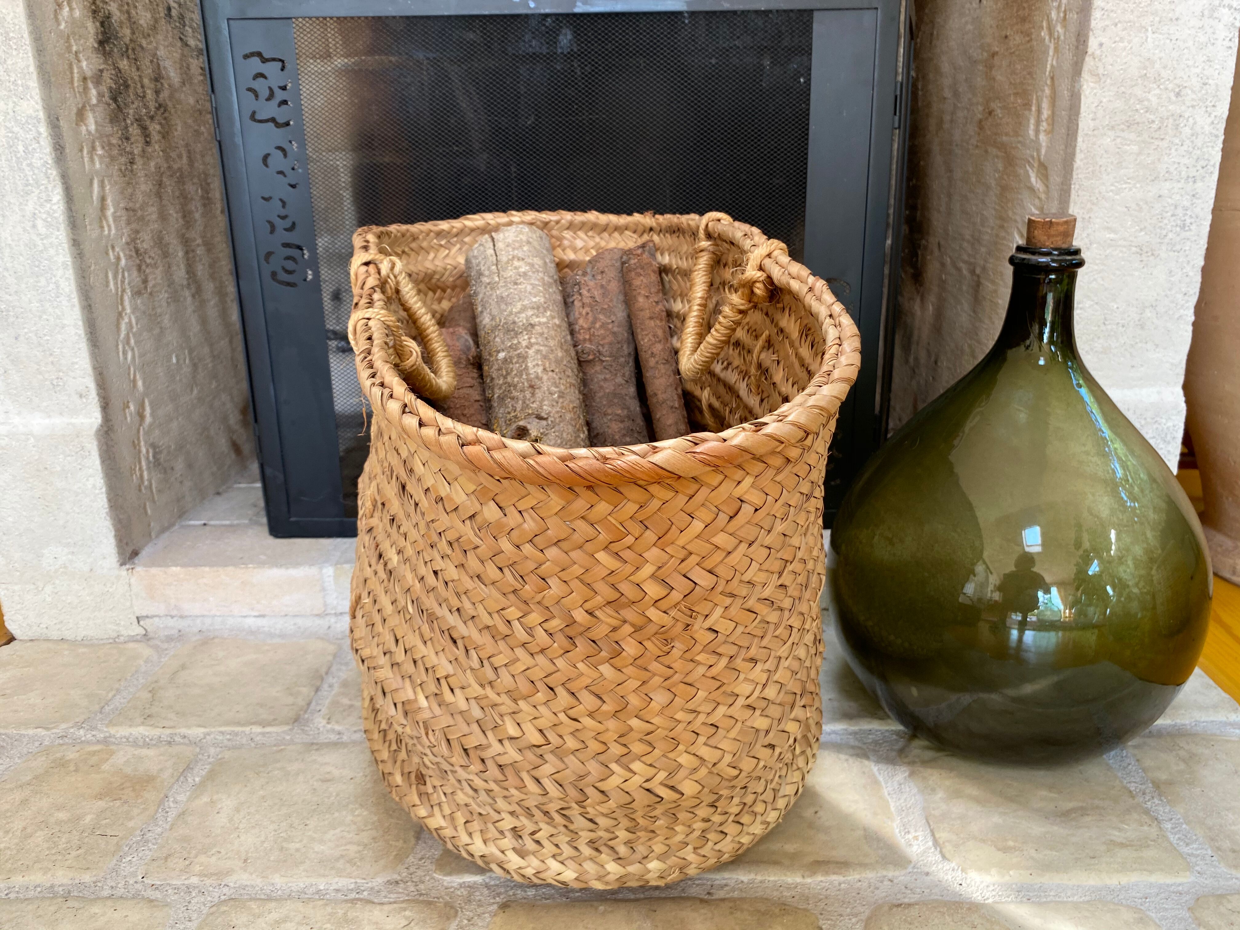 XL market or fireplace basket