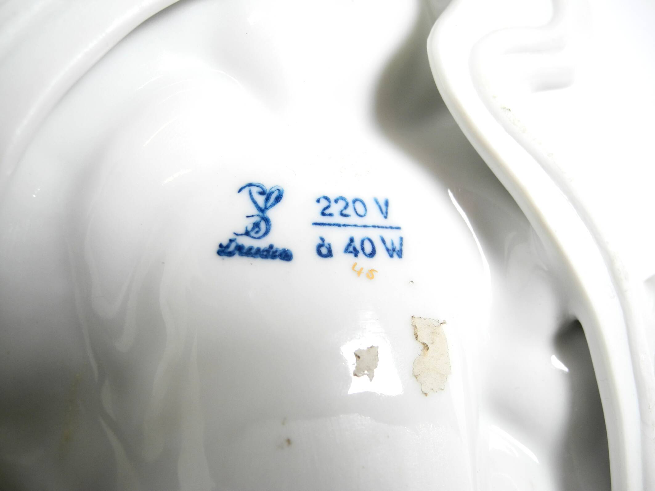 Beautiful hand-painted Mid Century porcelain wall lamp