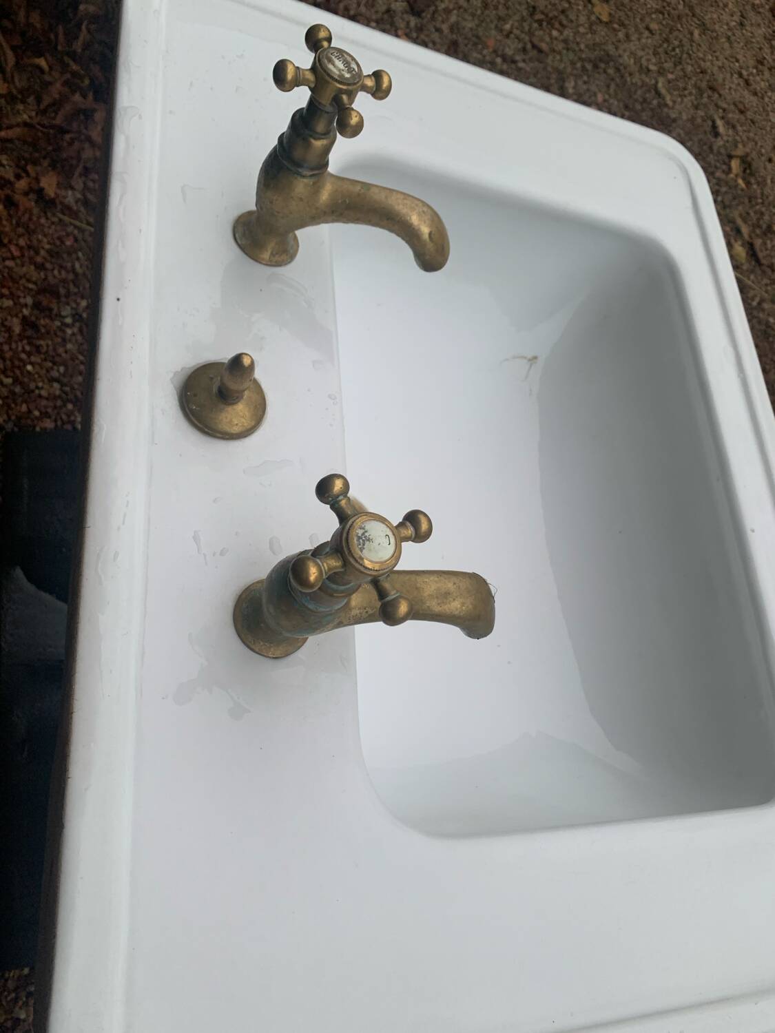 Lavabo ancien