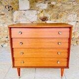 Vintage teak chest of drawers with 4 drawers, circa 1960s/1970s.