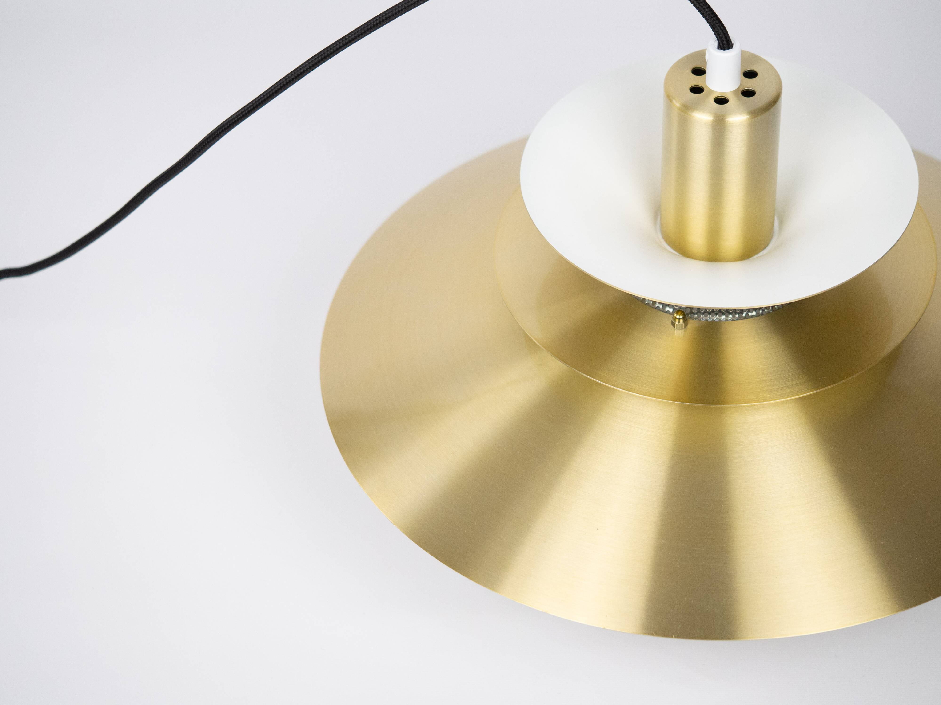 Lampe suspendue vintage danoise Lotus par Kurt Wiborg, Jeka, années 1980.
