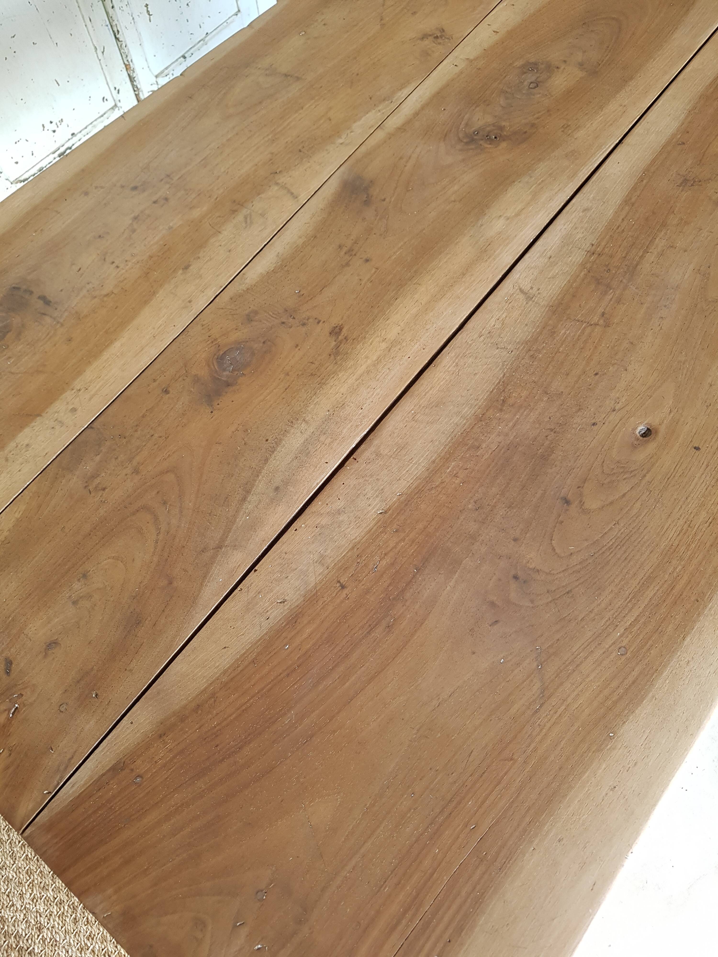 Farmhouse table turned legs