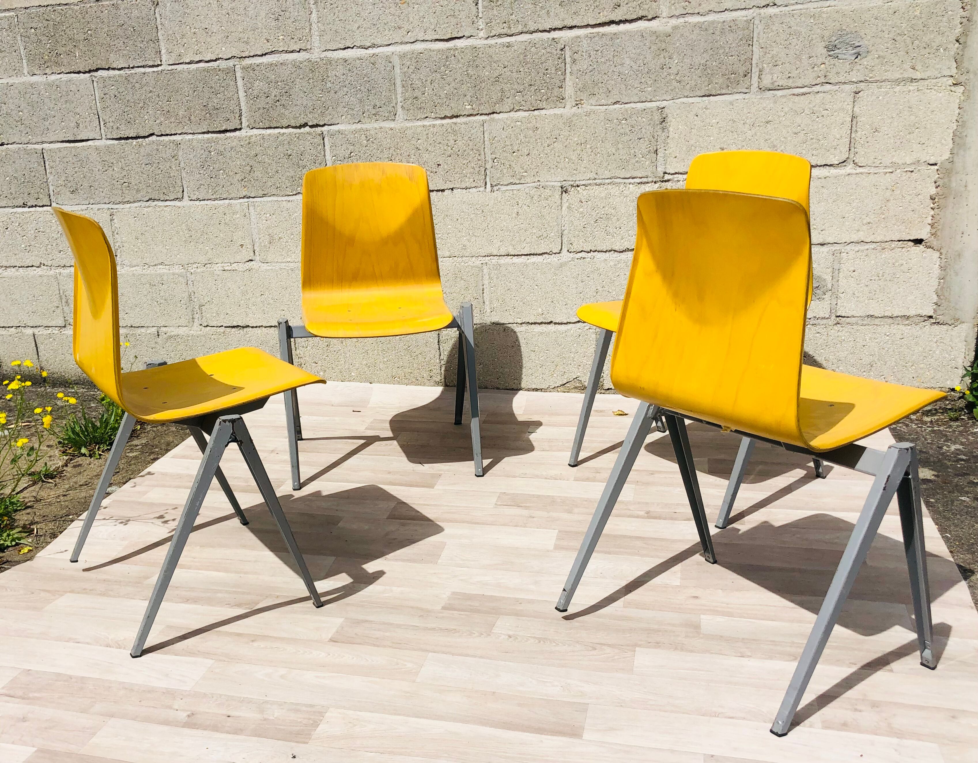 Vintage Chairs Compass Legs S22 Holland