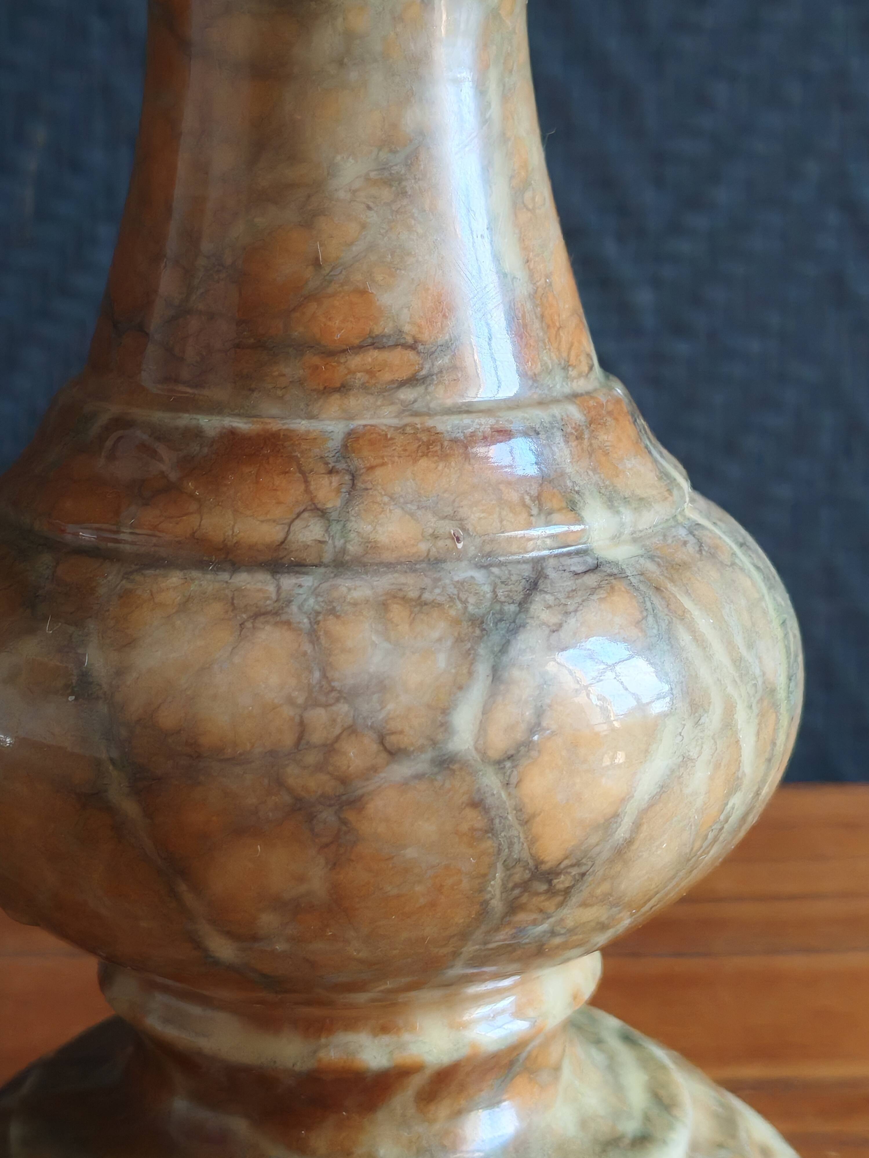 Vintage Table Lamp in Sculpted Alabaster – Base in Natural Stone