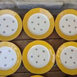 Set of 10 dessert plates with yellow border and floral decoration Sarreguemines