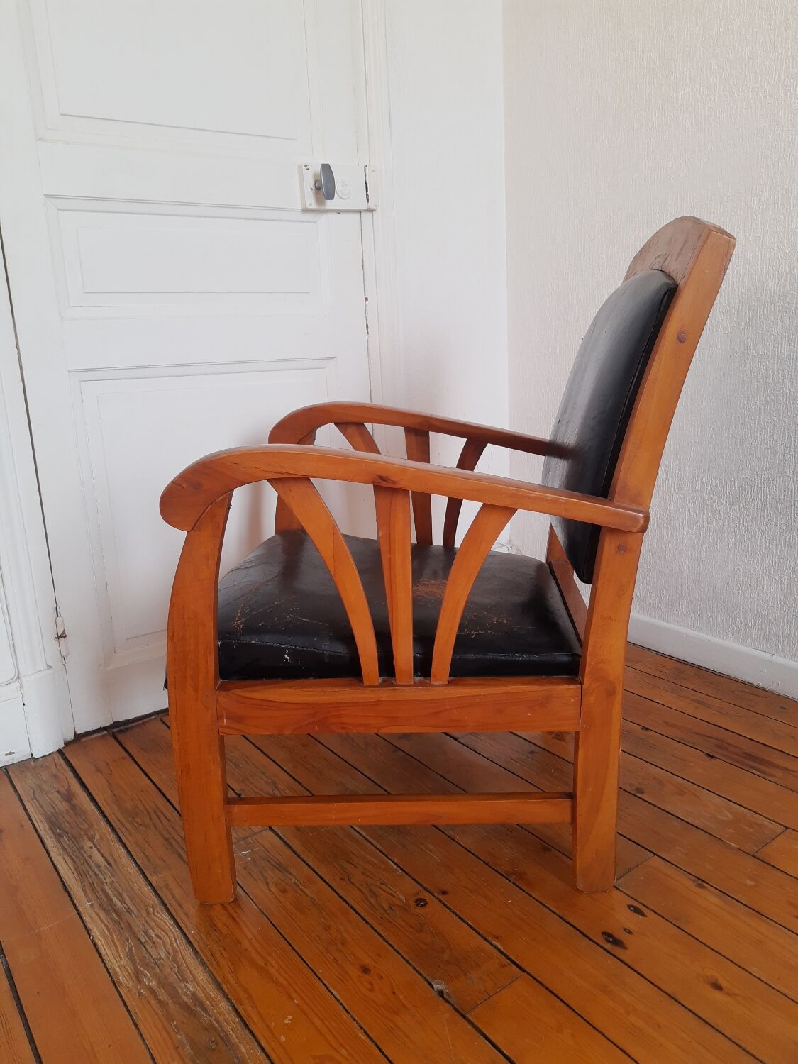 Fauteuil ancien à renover