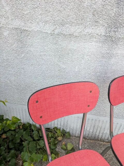 Paire de chaises en formica