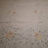 Nappe brodée
