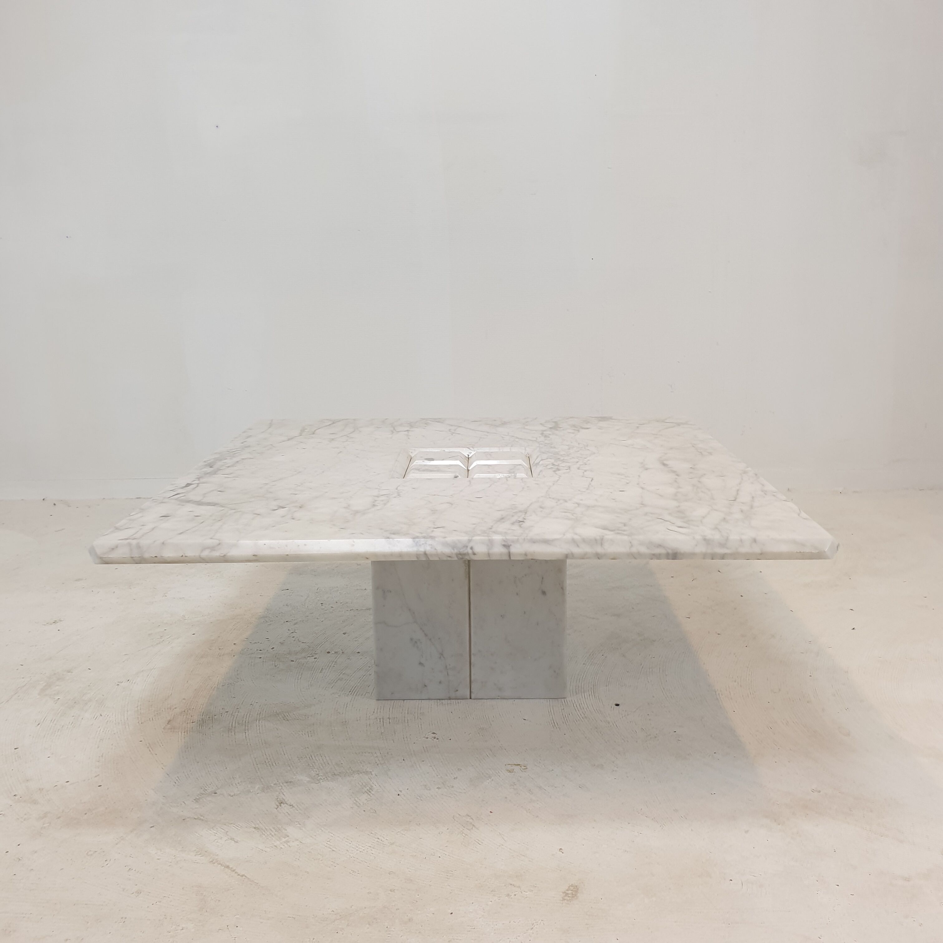 Italian Carrara Marble Coffee Table, 1990's
