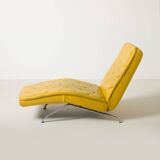Mid Century / Modernist / Bauhaus Style  Chaise in yellow leather and chrom
