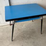 Lafa table in blue Formica