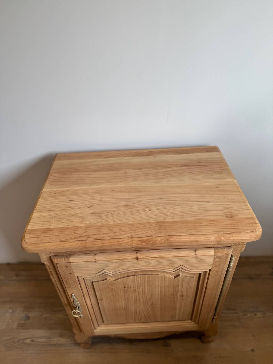 Restored jam cupboard – solid wood, sanded and air-blasted