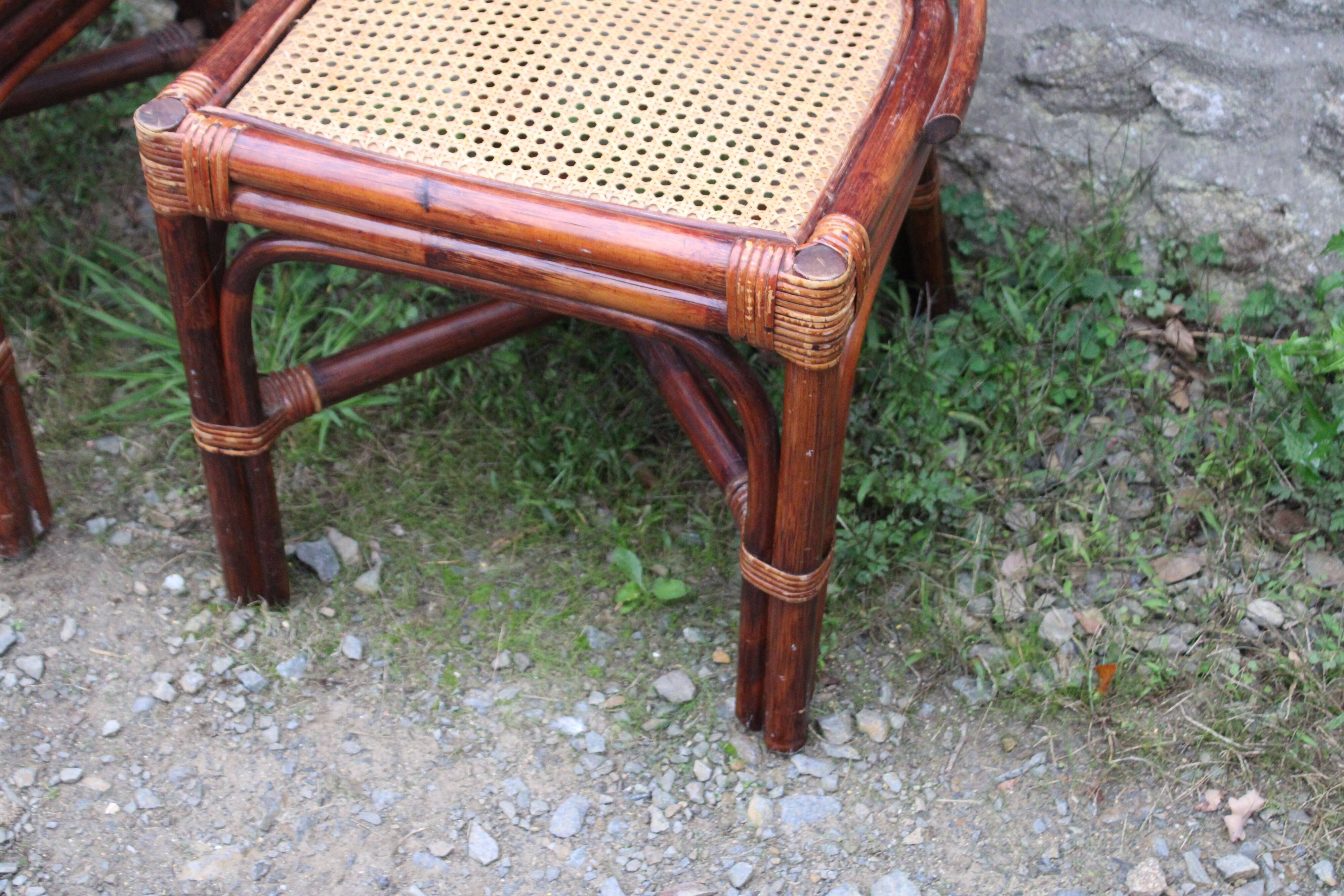 Lot de 2 chaises vintage en rotin avec assise cannage