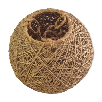 Wicker globe suspension