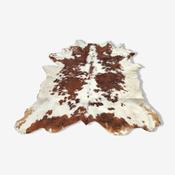 Cowhide mat well supplied