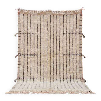 Handmade traditional pure wool carpet, size 100x200 cm.